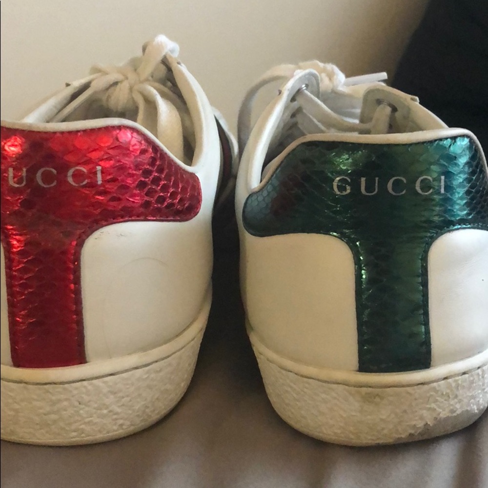 Gucci snake print shoes